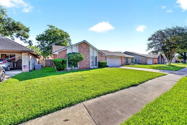 Photo - 3031 Shawnee Dr