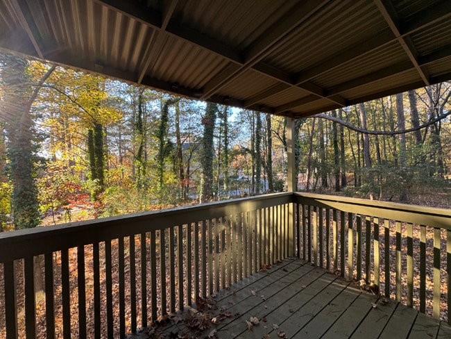 Photo - 305 Dunbar Dr