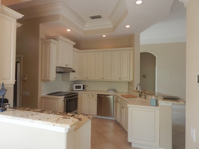 Photo - SUMMER/ FALL FURNISHED  3/2 IMMACULATE POOL HOME - ROSEDALE COMMUNITY