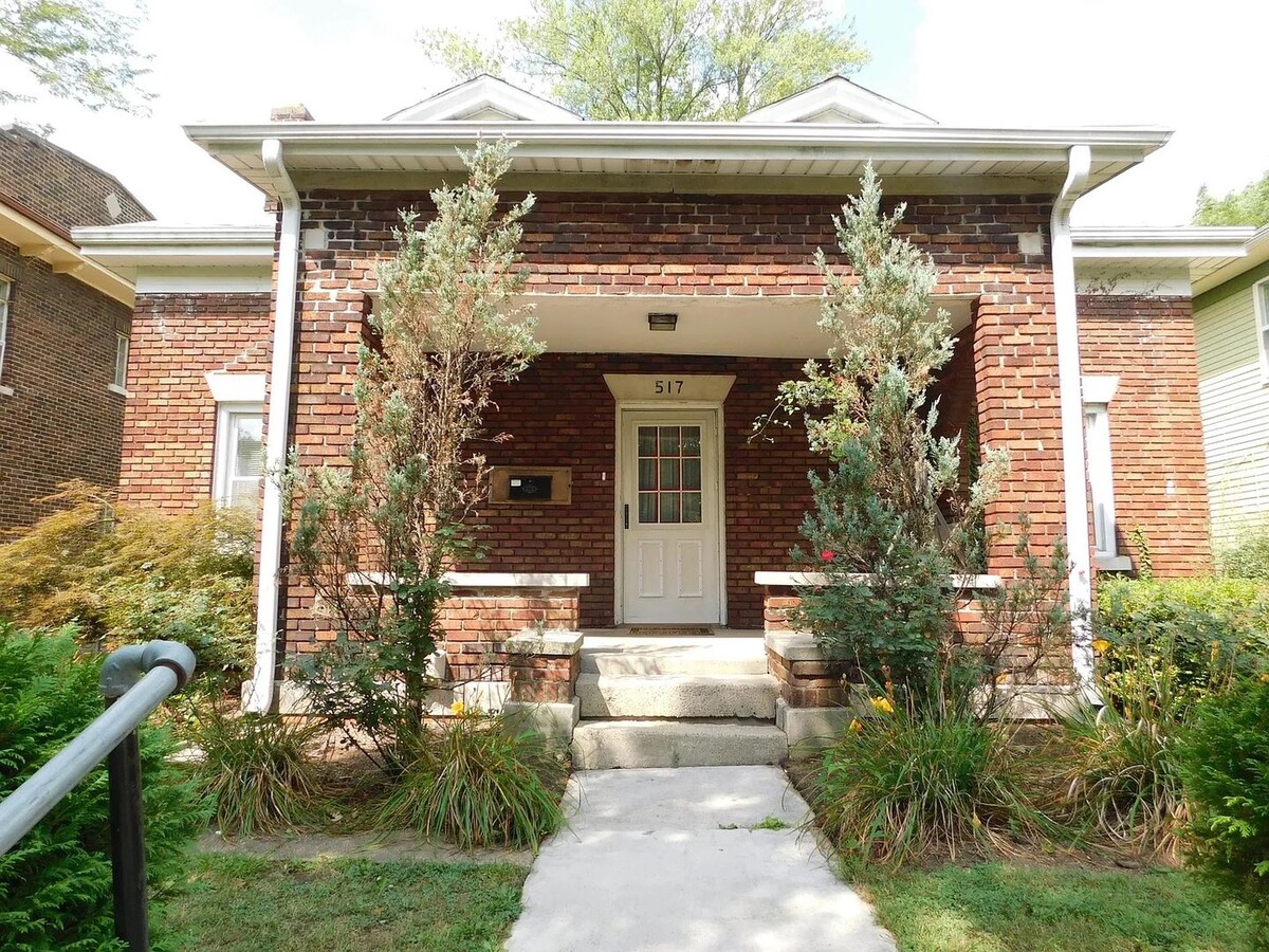 7 BR 3 BA next to Union. Available August ... - 7 BR 3 BA next to Union. Available August ... Casa