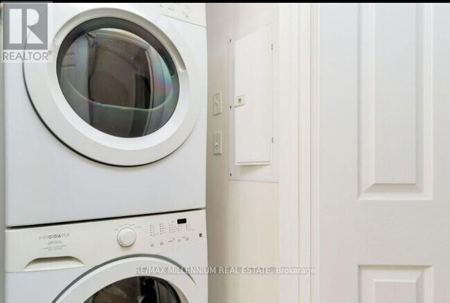 Photo - 3075 Thomas St Unit 409