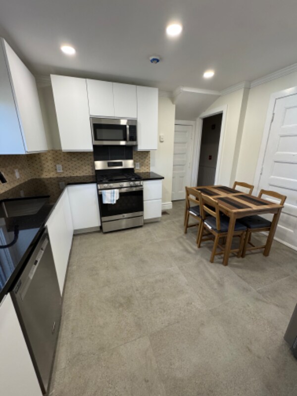 Photo - 79 College St Casa