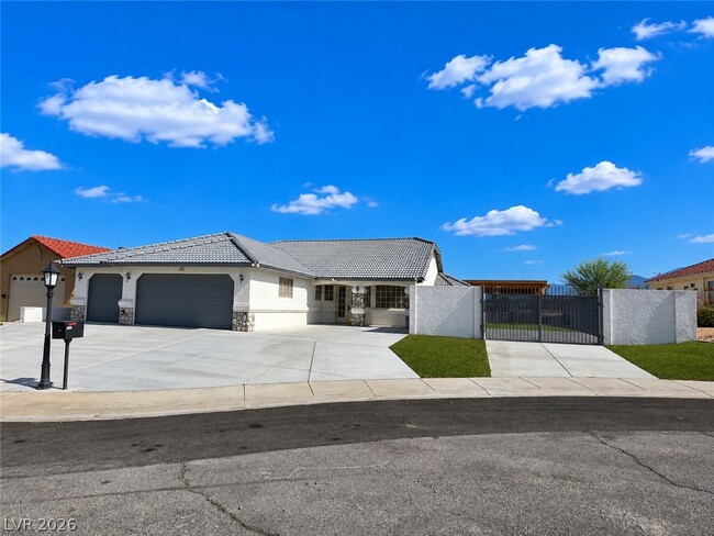 Photo - 3630 E Vineyard Dr