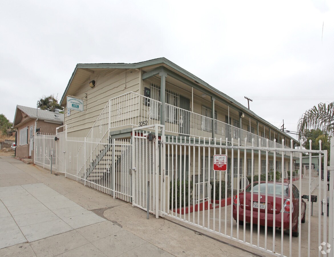 Photo - Samantha Court Apartments