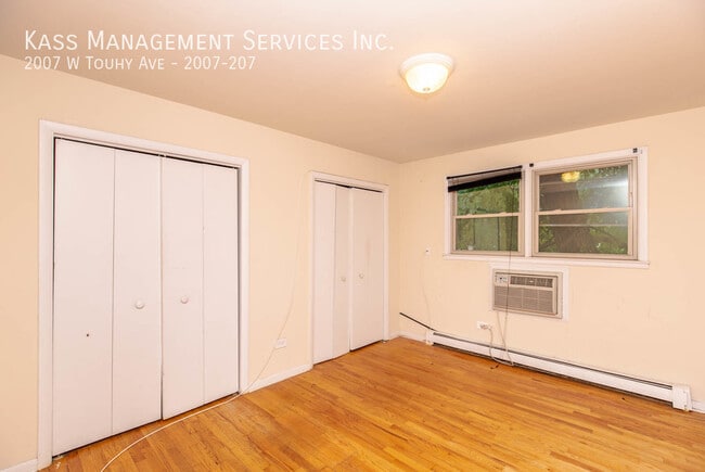 2007 W Touhy Ave Unit 2007-207