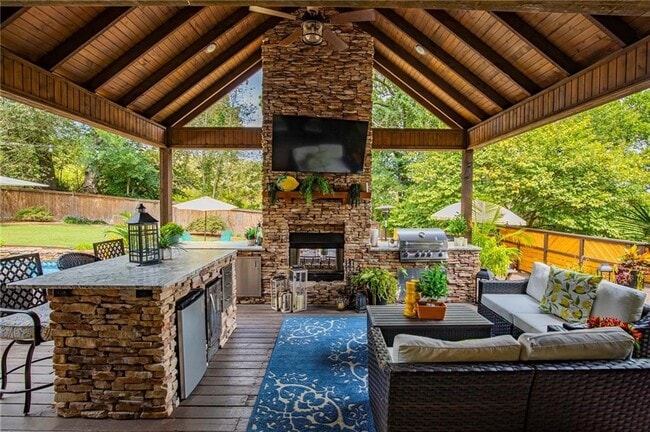 Building Photo - 1706 NW Autumn Ave