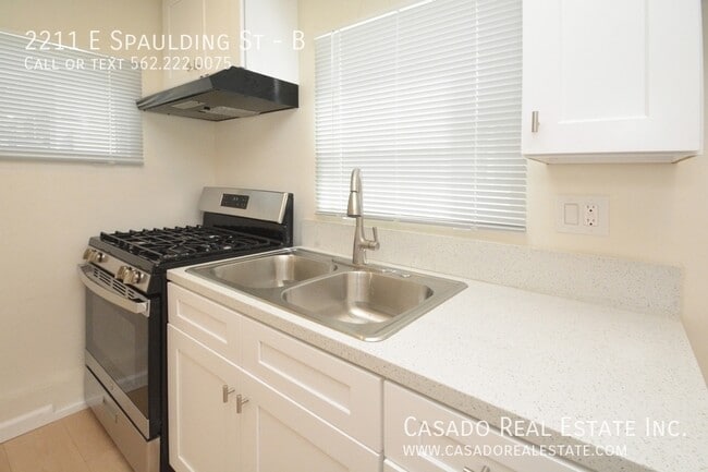 Photo - 2211 E Spaulding St Unidad B