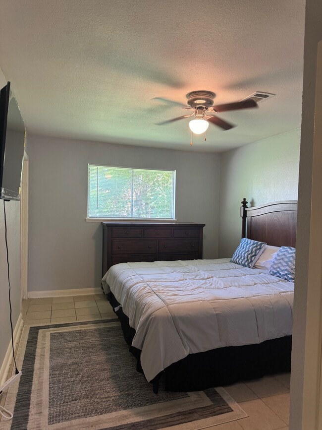 Photo - 6723 Glen Rock Dr House