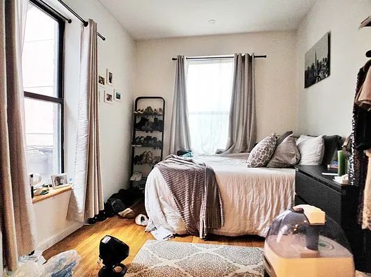 Photo - 92-96 3rd Avenue