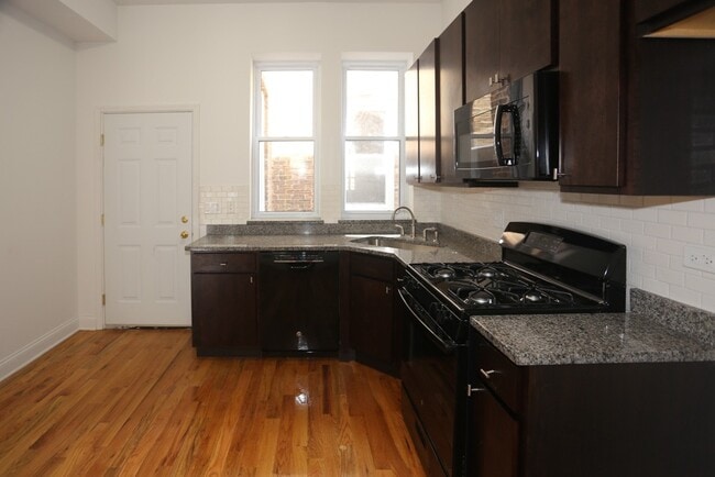 Photo - 1706 W Sunnyside Ave Unit 2