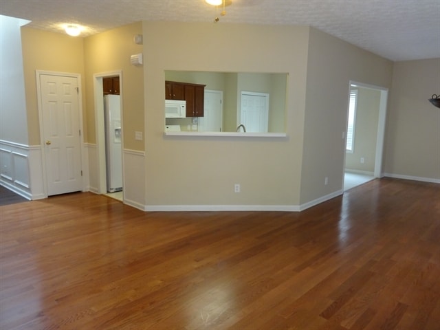 3230 Sonata Ln