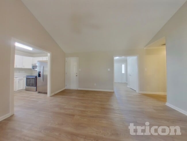 Photo - 1305 Rock Knoll Dr