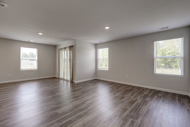 Photo - 220 Ingleby Rd