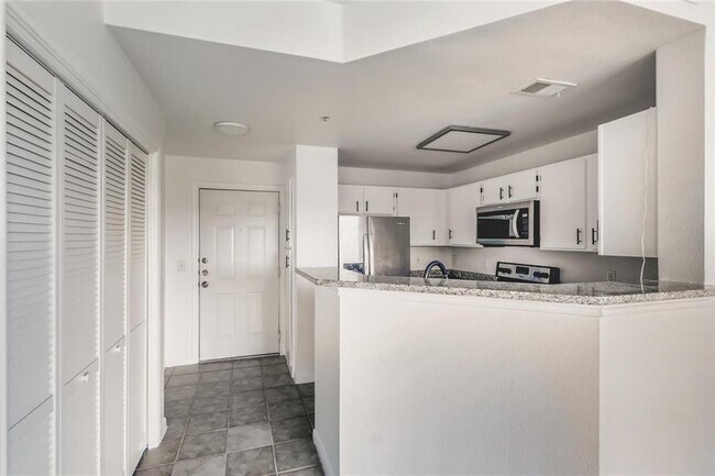 Photo - 2320 Gracy Farms Ln Unit 835