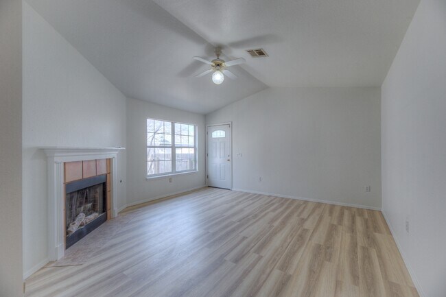 Photo - 1712 W 57th Pl