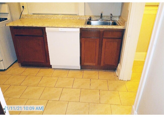 Photo - 3227 Jefferson Ave Unit 3227-01