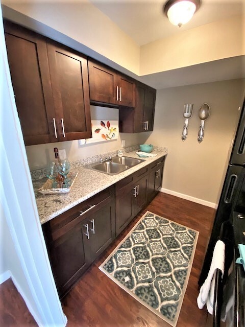 Photo - The Pointe at Garden Oaks Apartments