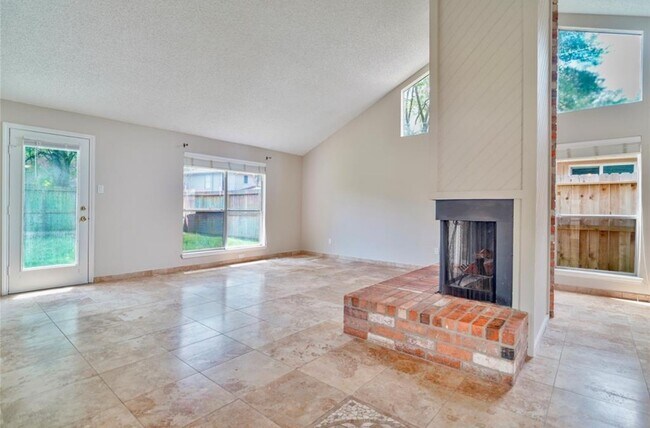 Photo - 1403 Valley Landing Dr