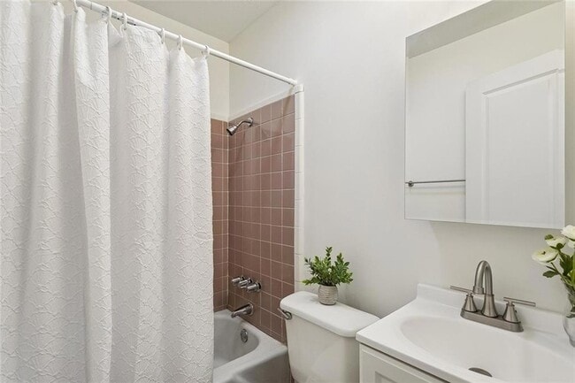 Photo - 278 Oriole Dr