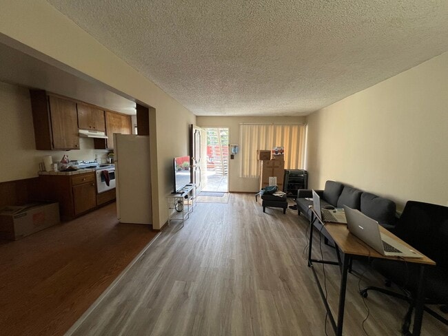 Photo - 651 Belladonna Ct Unit 02