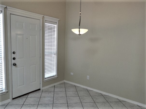 Photo - 5712 Rio Grande Dr