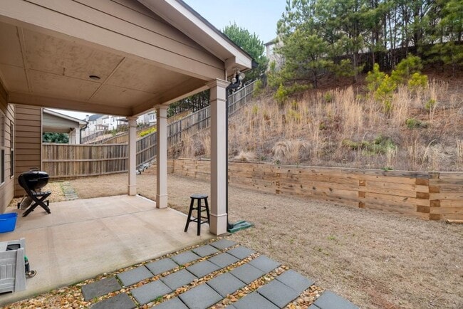 Photo - 1667 Castleberry Ln