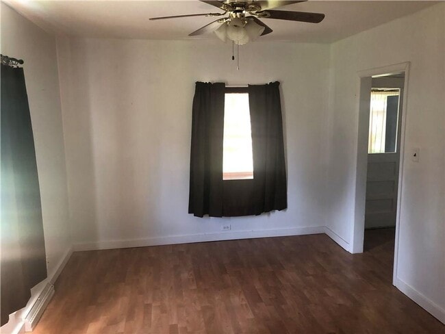 Photo - 1035 N Alvey St