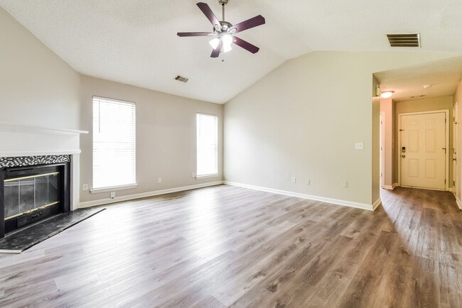 Photo - 3568 Brookstone Way