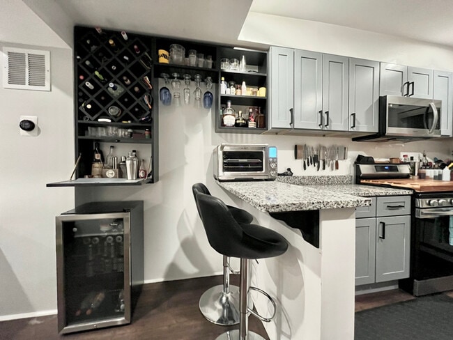 Photo - 708 S Curley St