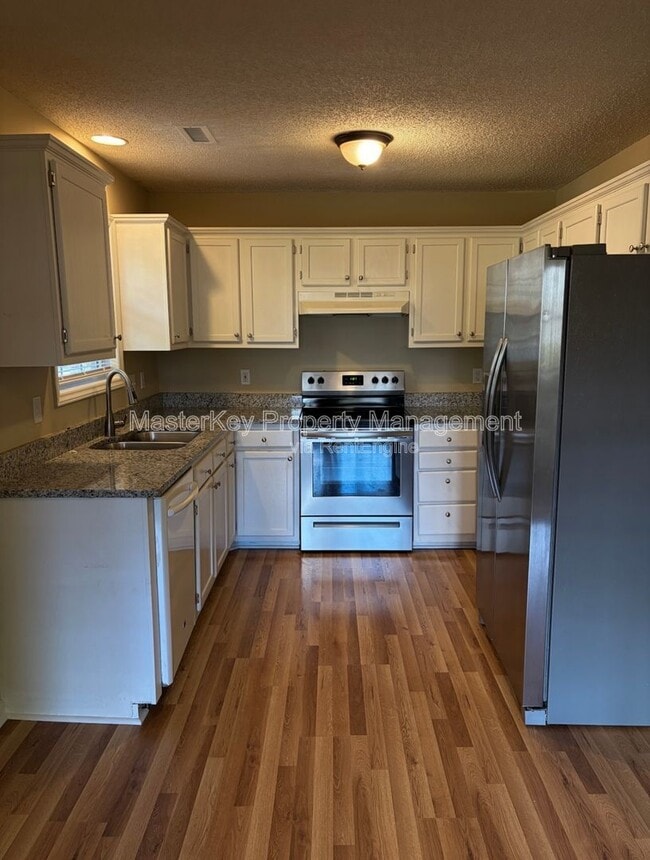 Photo - 1401 Ravensthorpe Dr