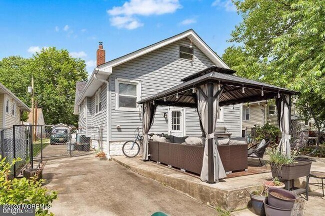 Photo - 12 Eden Ave