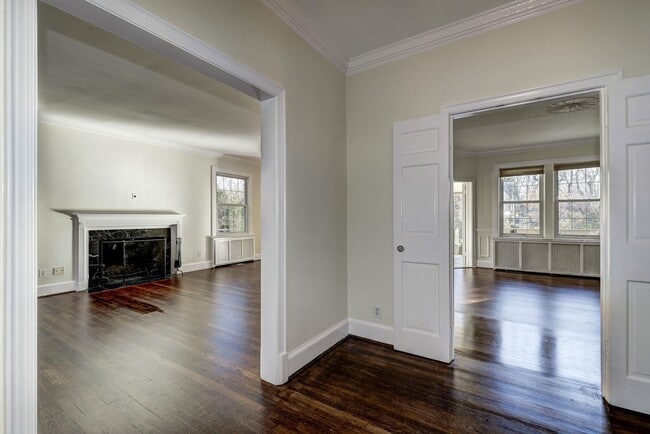 Photo - 4910 Hillbrook Ln NW