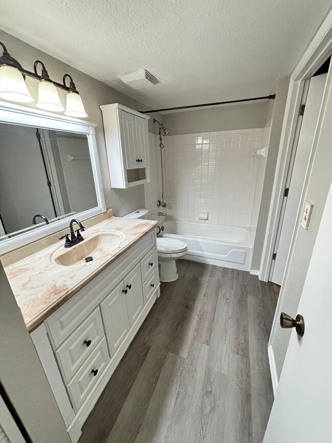 Photo - 1613 Columbia Arms Cir Unit 144