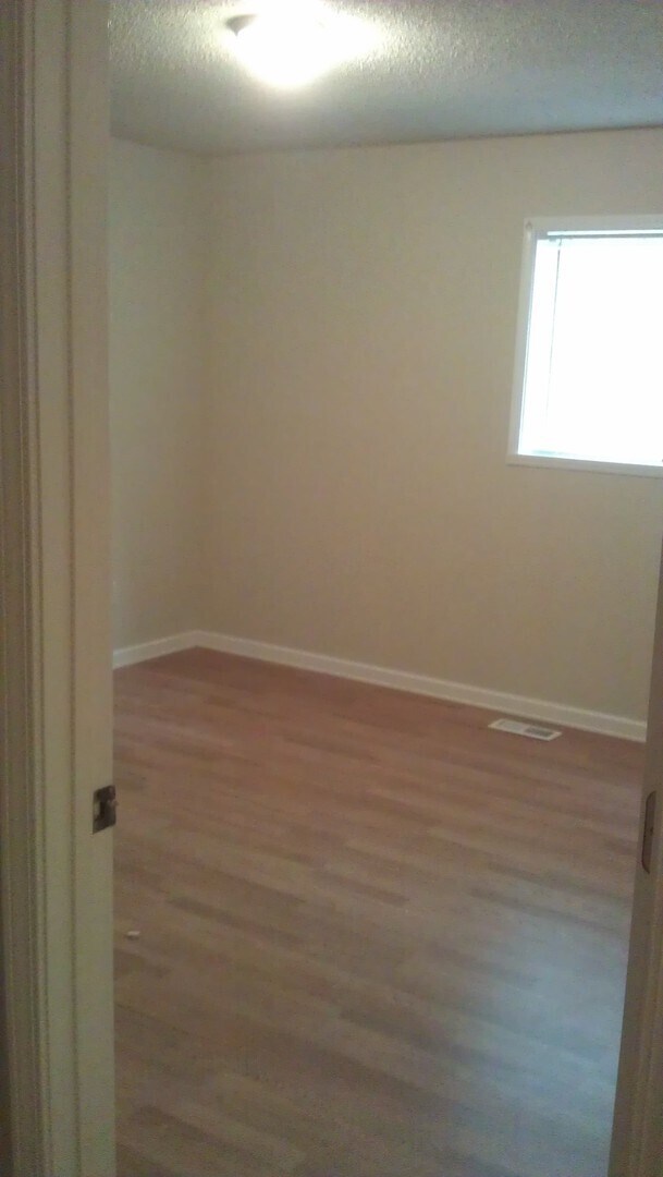 Photo - Gorgeous 4 bedroom 2 bath home