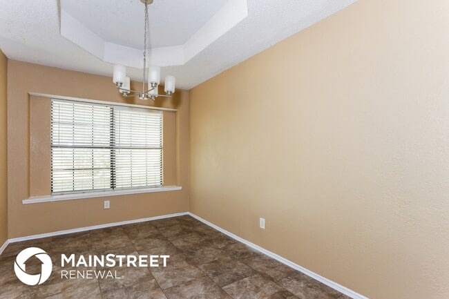 Photo - 1632 Hunting Green Dr