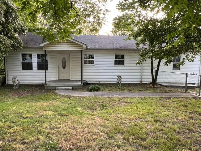 Building Photo - 1821 Freeport Rd NW