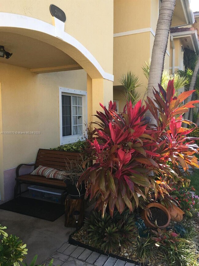 Photo - 2098 NE 167th St