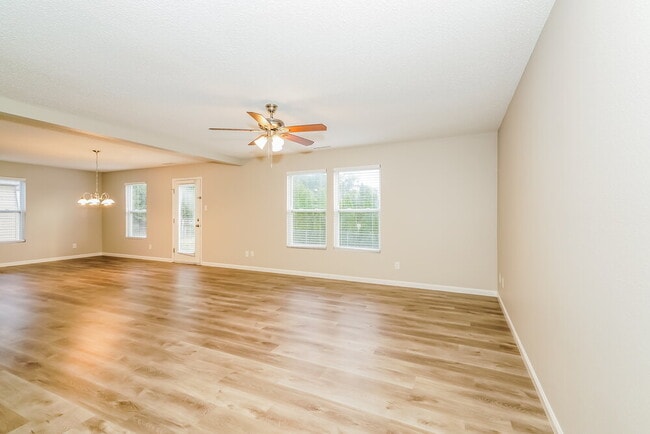 Photo - 8418 Spring Wind Dr