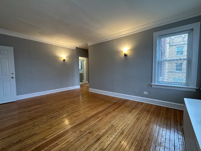 Photo - 8000 S Champlain Ave Unit 625-2