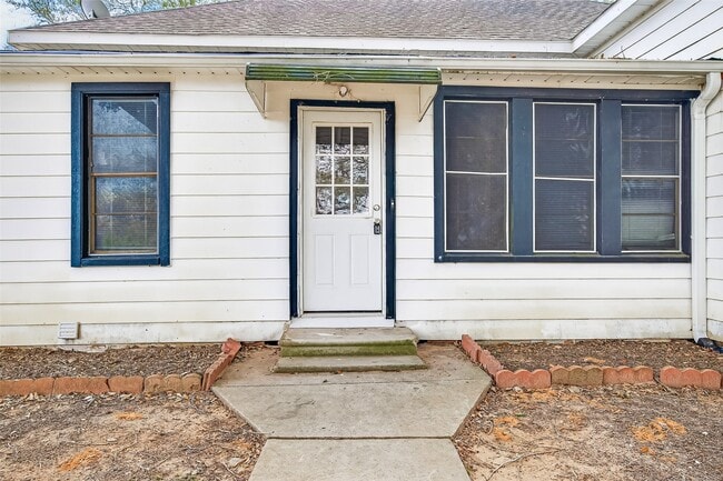 Photo - 1603 Blase Rd