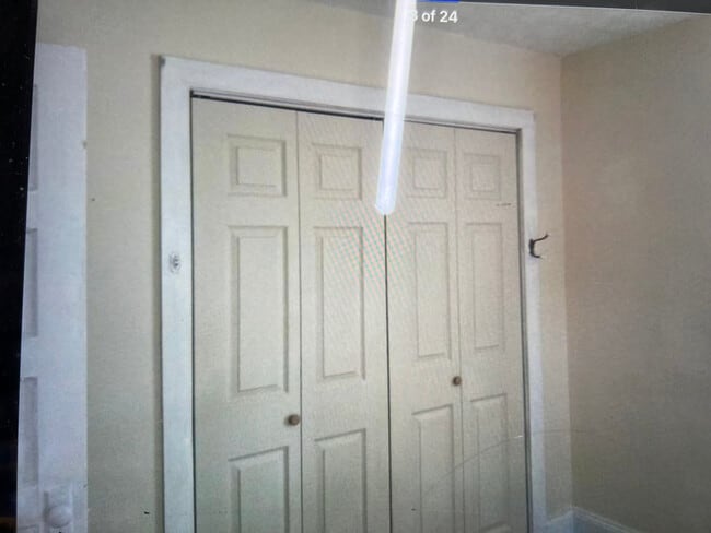 Photo - 1313 Winona Ave