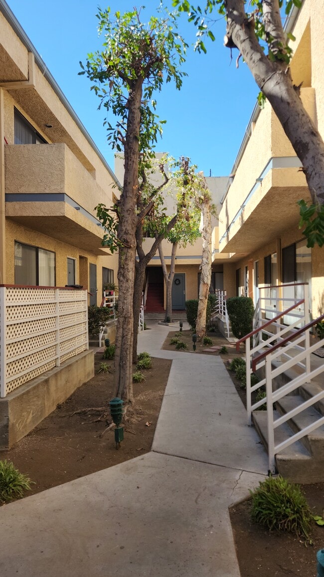 Photo - Canyon Crest Apartments