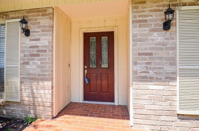 Photo - 2554 Hodges Bend Cir