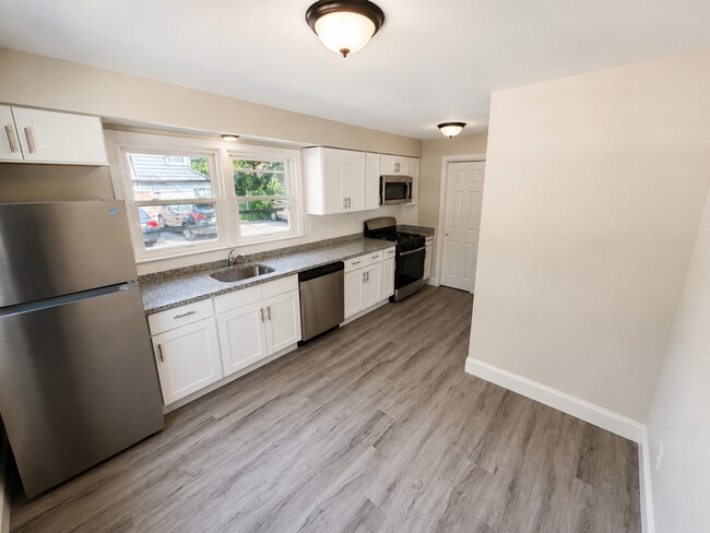 233-251 S 8th Ave