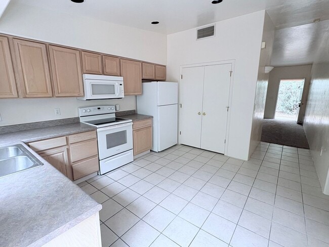 Photo - 3673 S Camino Seco Unit 1