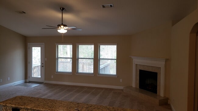 Photo - 6328 Parakeet Trail