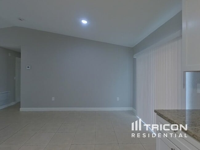 Photo - 817 Palermo Ct