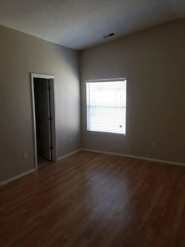 Photo - 10147 High Range Rd SW