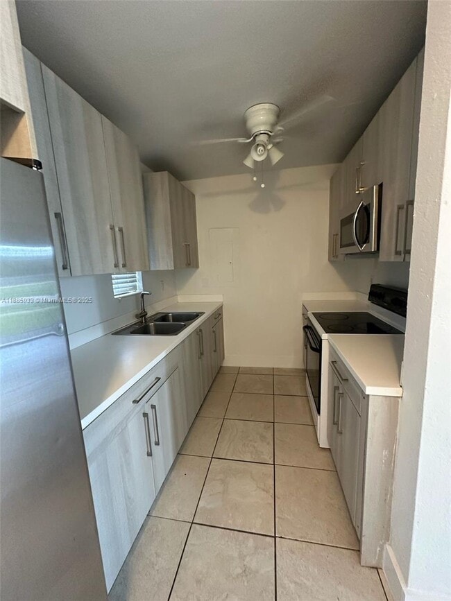 Photo - 11431 SW 187th St Unidad A