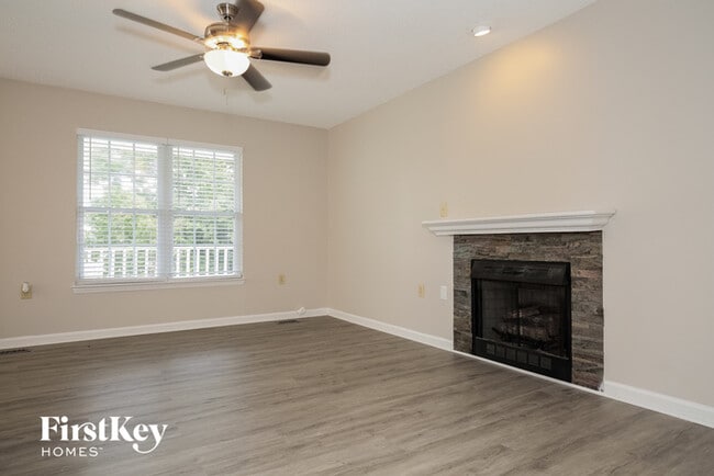 Photo - 3784 Stayman Dr